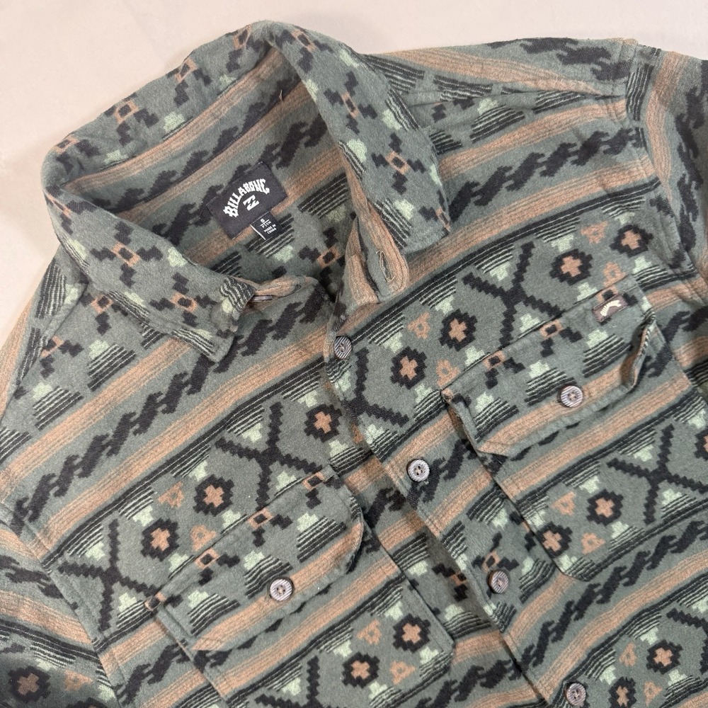 Billabong Aztec Tribal Flannel Shirt Mens Small Green Button Front Surf Western